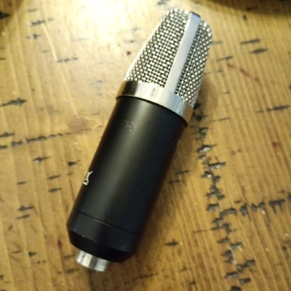 Neewer NW-700 Professional Studio Condenser Microphone Black XLR NW700 a10